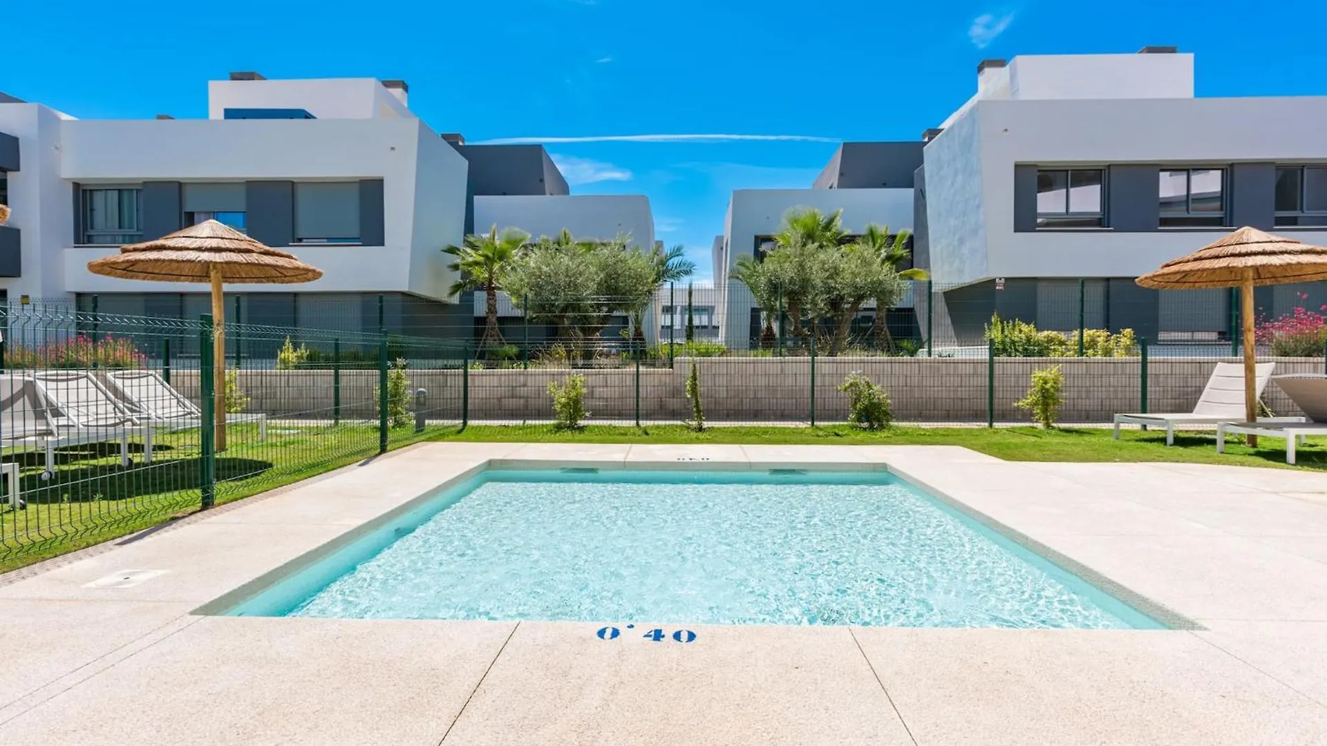Casa Vanian Gardens Estepona Apartment